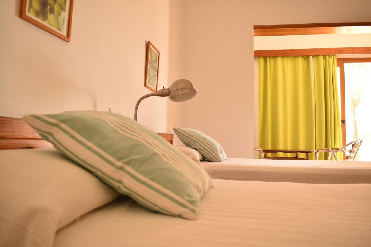 Hostal Marblau Ibiza Εξωτερικό φωτογραφία